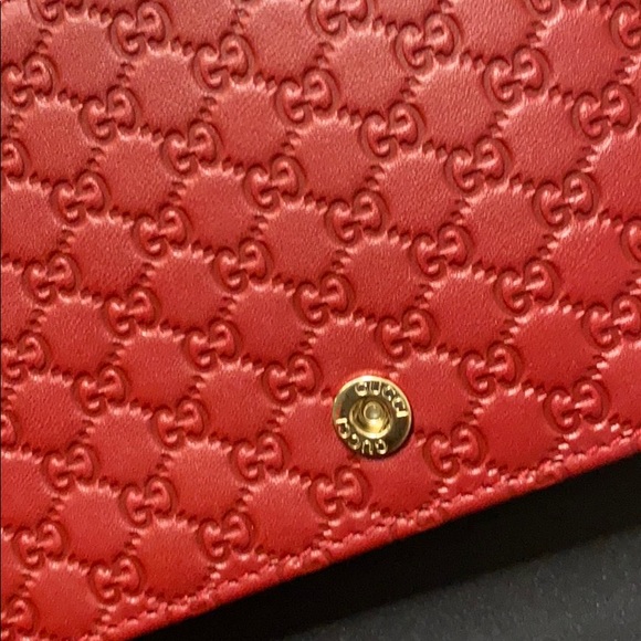 🚫[SOLD]🚫 Authentic GUCCI Micro Crossbody - Picture 4 of 8